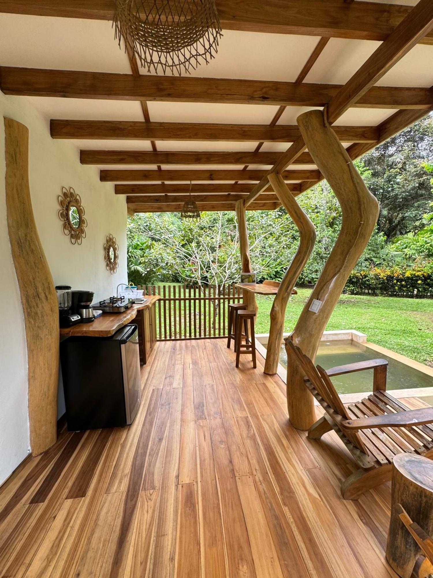 Passion Fruit Lodge Cahuita Exterior photo